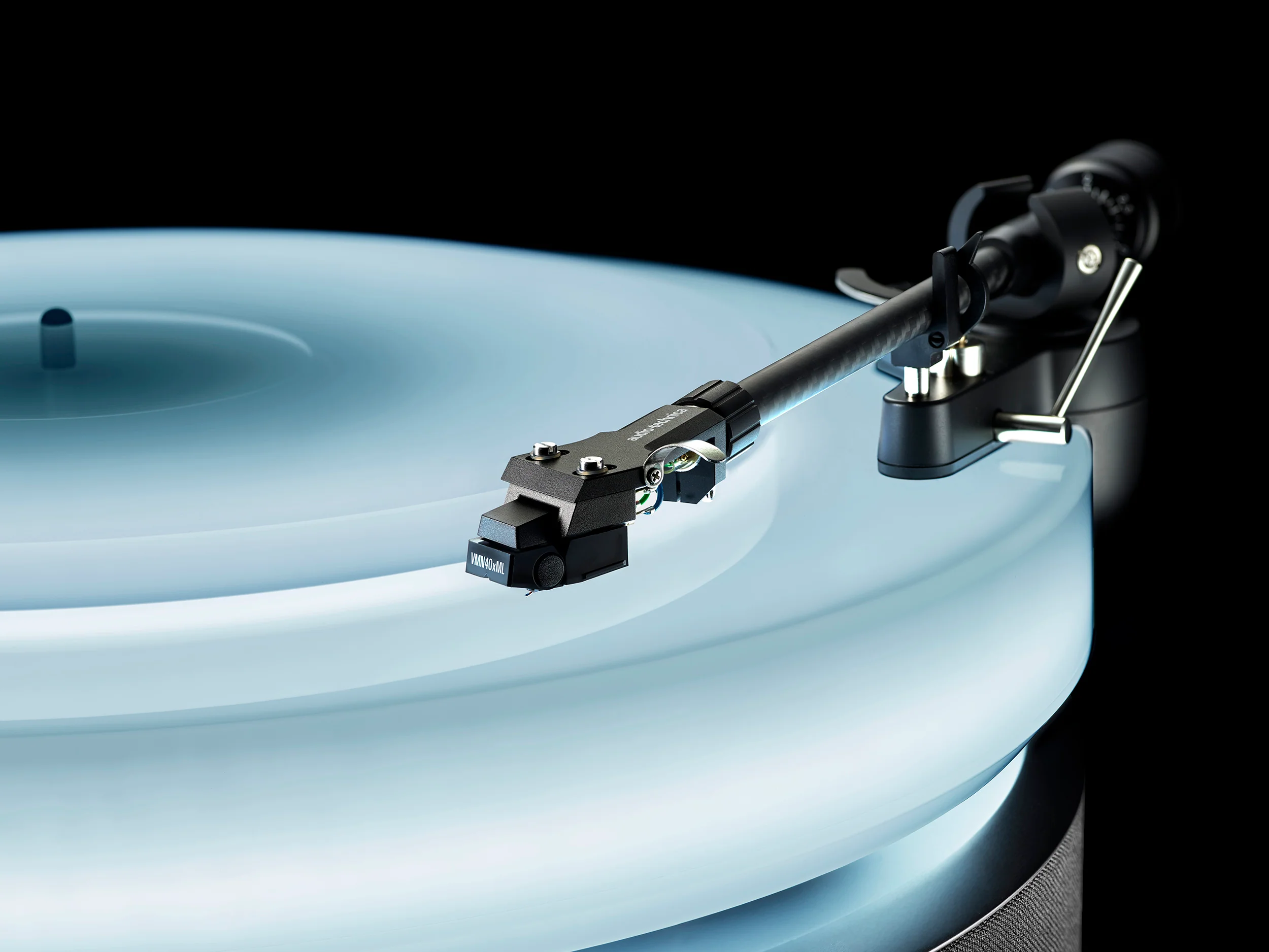 Audio-Technica Hotaru Limited Edition All-in-One Floating Turntable - Image 7