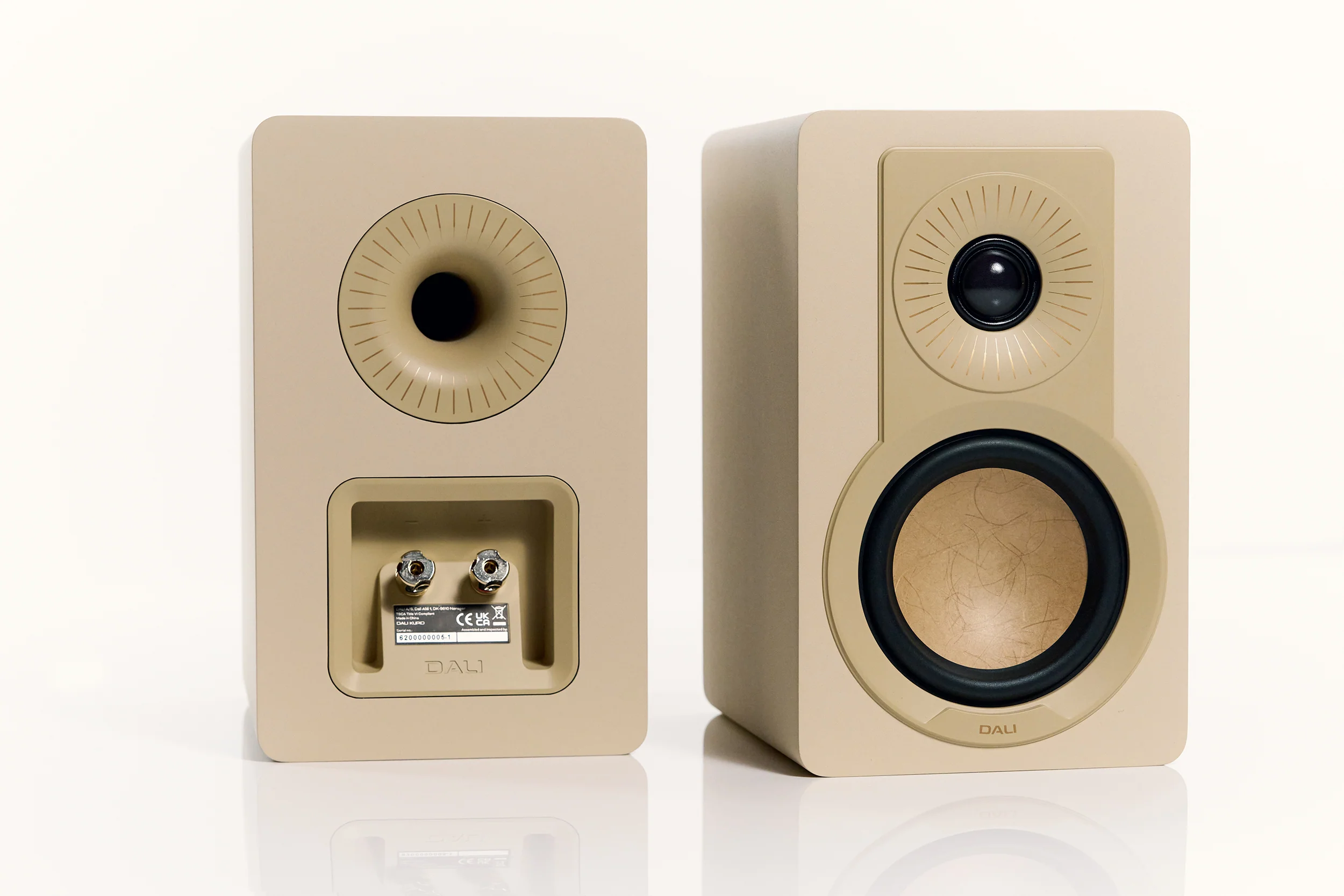 DALI KUPID Compact High-Performance Hi-Fi Bookshelf Speaker - Image 13