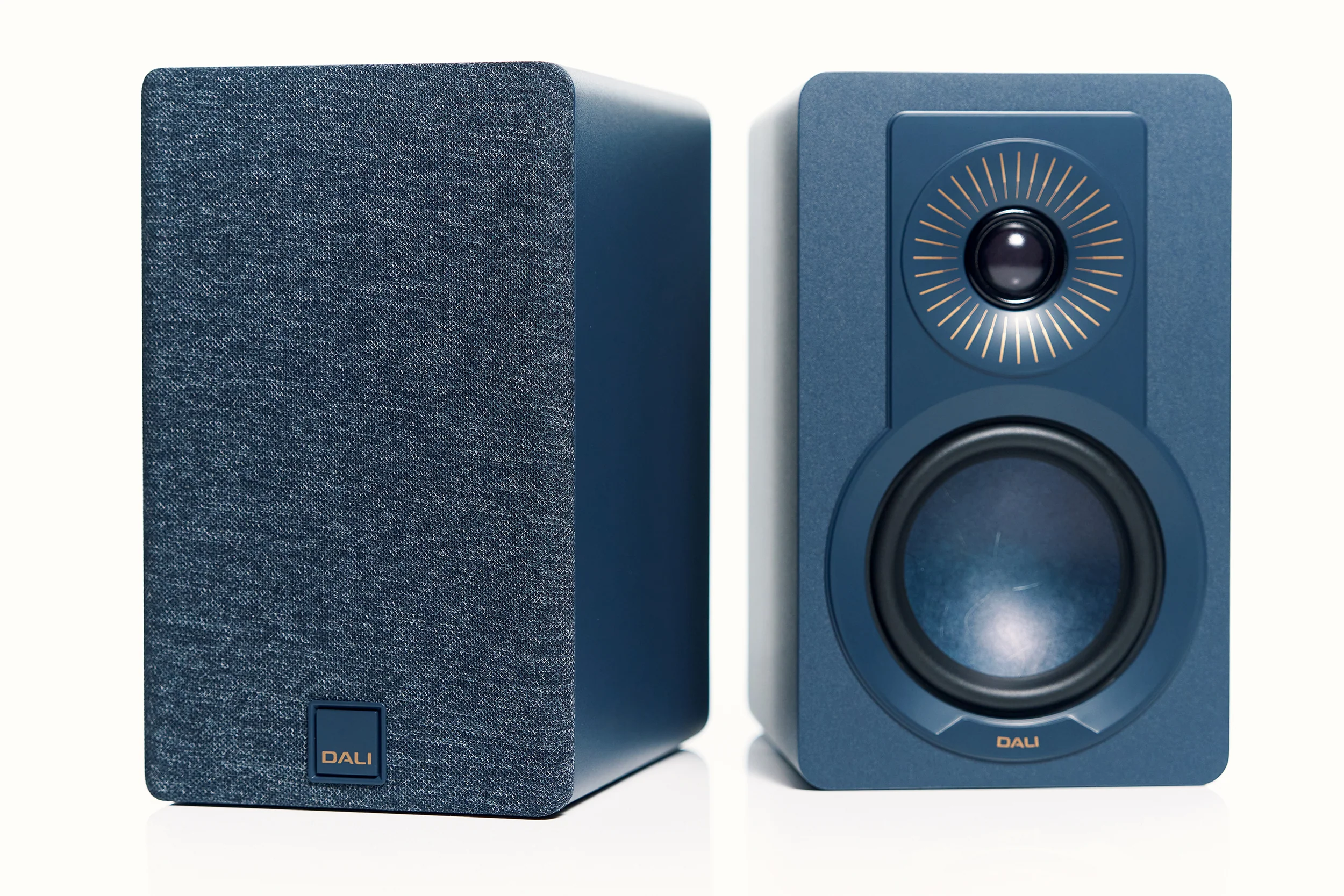 DALI KUPID Compact High-Performance Hi-Fi Bookshelf Speaker - Image 17