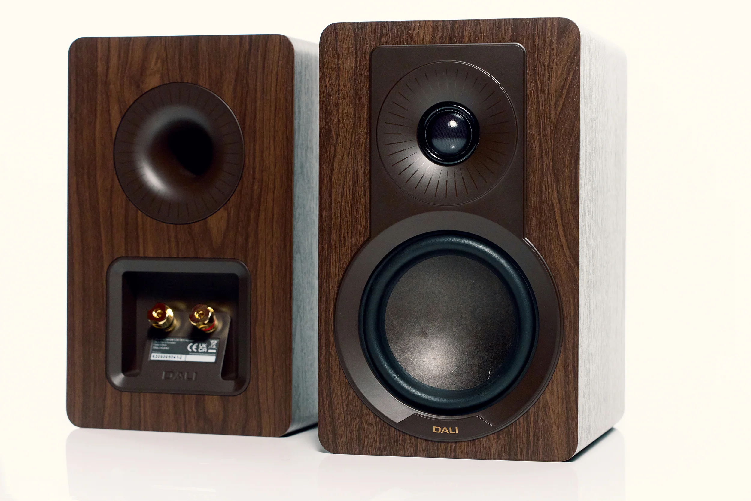 DALI KUPID Compact High-Performance Hi-Fi Bookshelf Speaker - Image 3