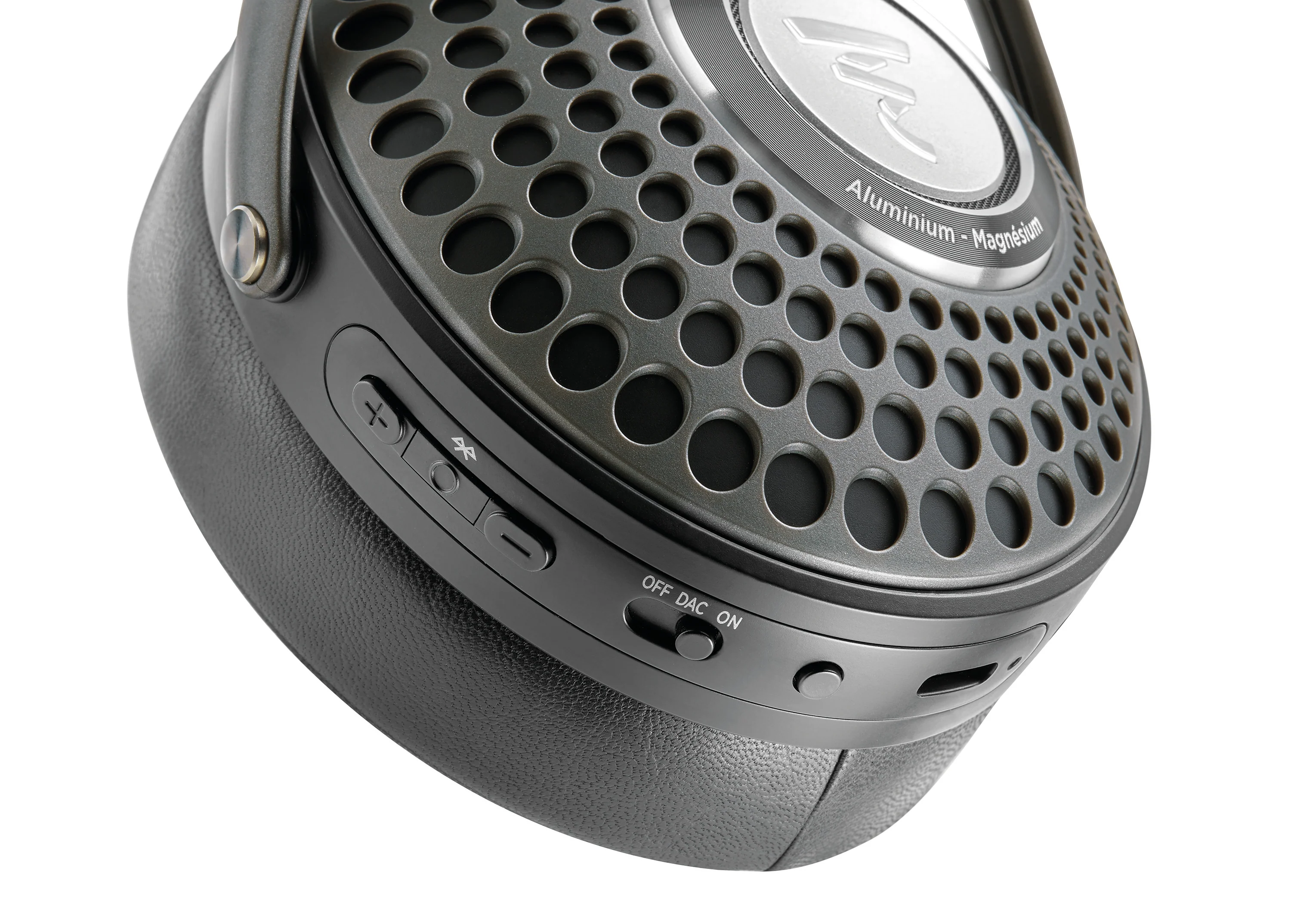 Focal BATHYS Closed Back Wireless Headphones with Active Noise Canceling - Image 15