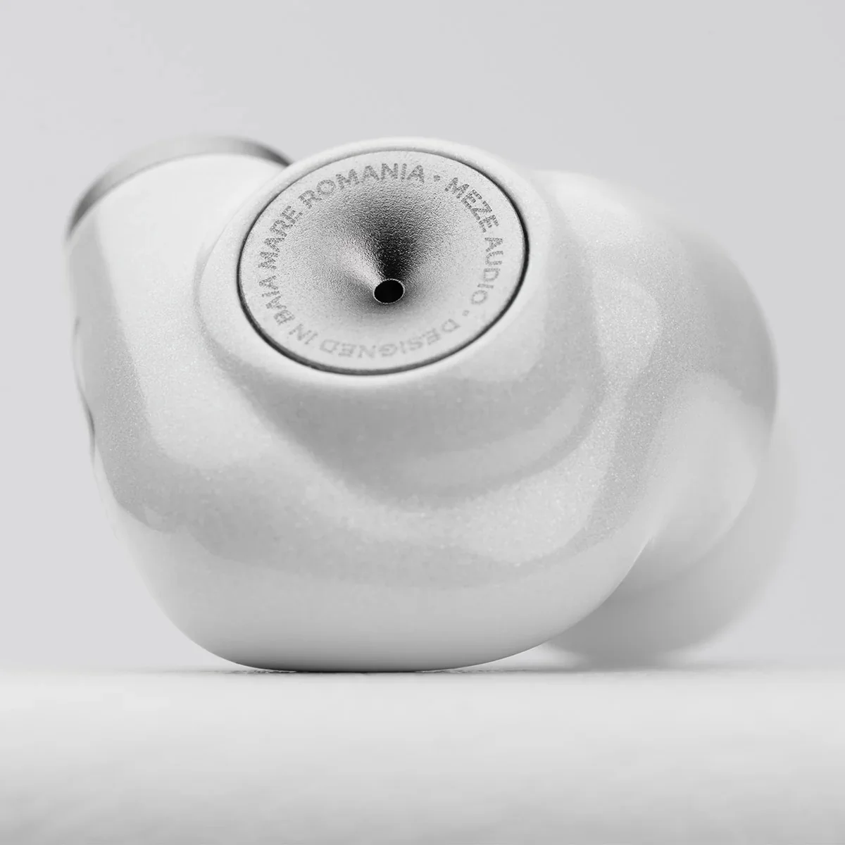 Meze Audio ALBA Dynamic Driver In-Ear Monitors with USB-C DAC/AMP - Image 5