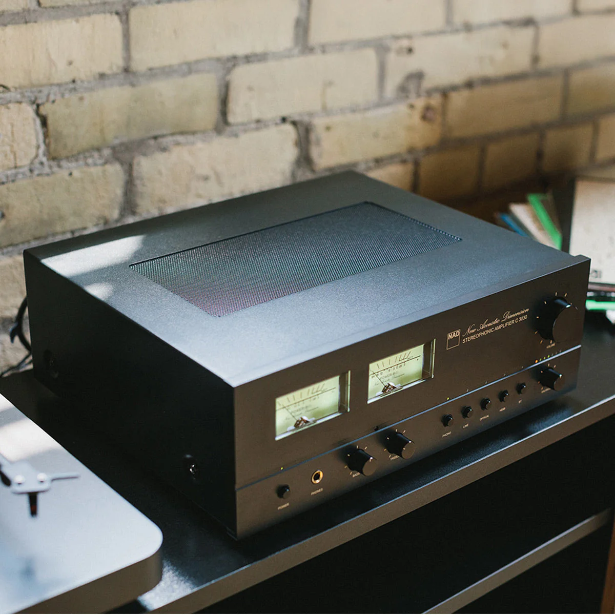 NAD C3030 Integrated Amplifier - Image 6