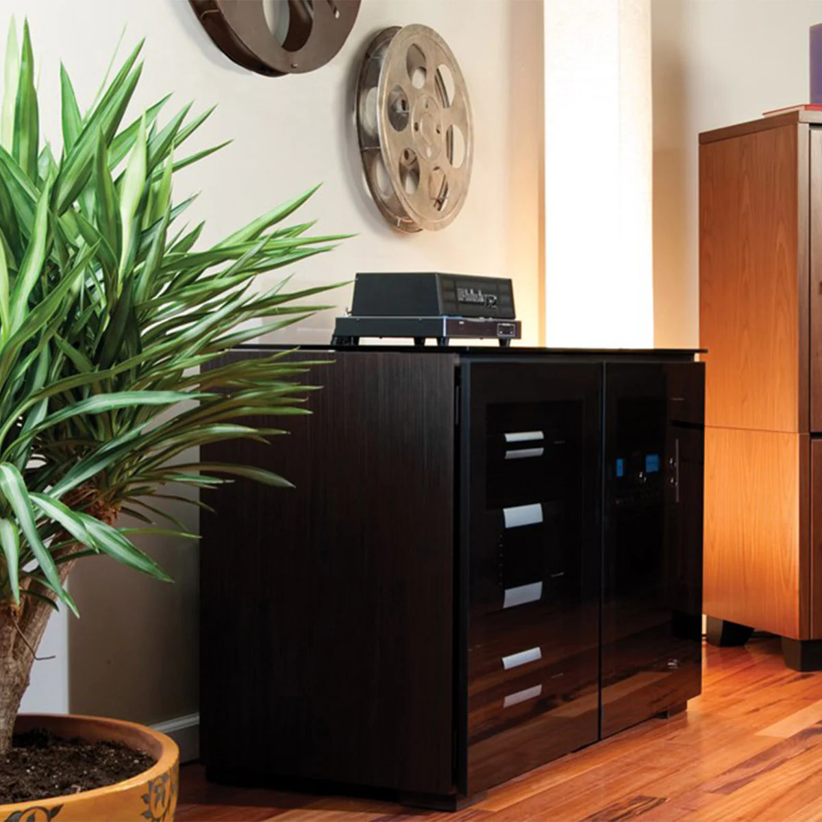 Salamander Chameleon Oslo 323 Twin AV Cabinet (Black Oak with Smoked Glass & Black Glass Top) - Image 2