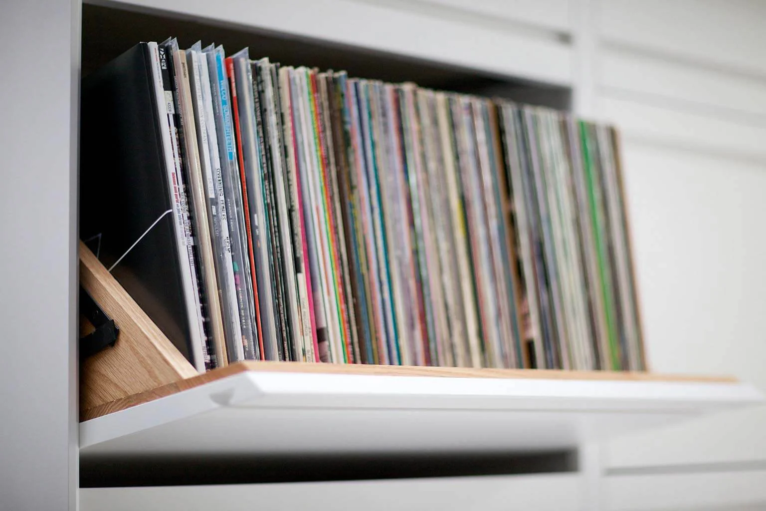 Symbol Audio AERO 51″ Media Storage Cabinet - Image 17