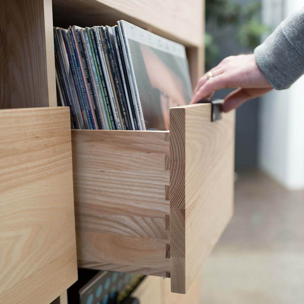 Symbol Audio DOVETAIL 2 x 1.5 with Equipment Shelf - Image 9
